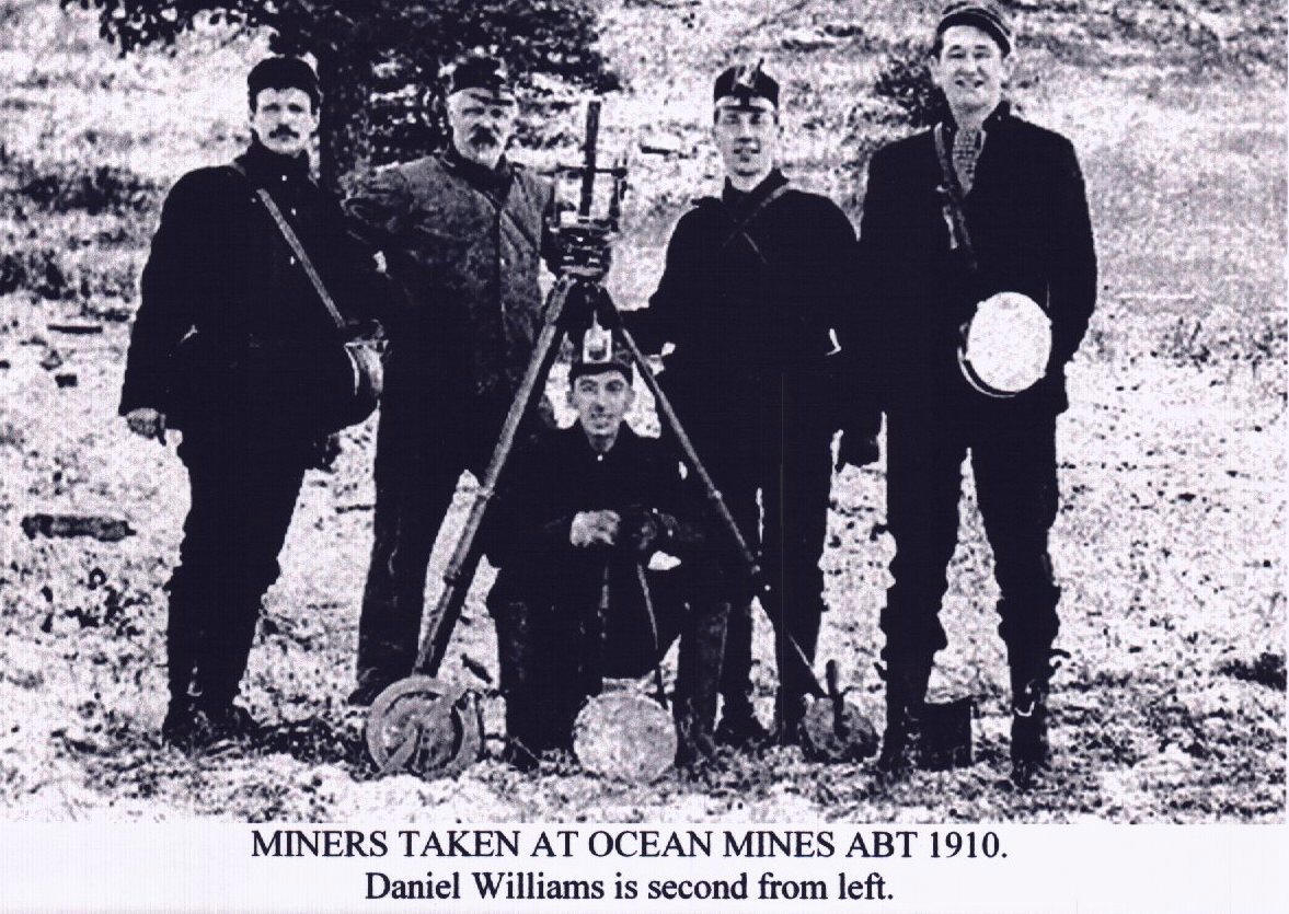 Miners-at-Ocean-Mine